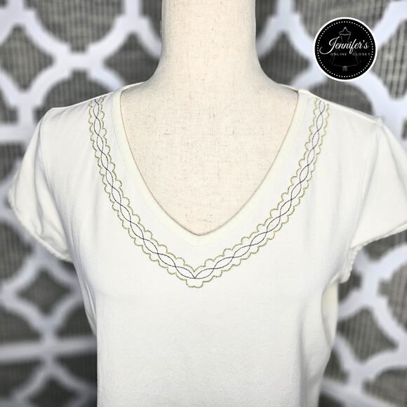 3/$30 Liz Claiborne Cream with Gold Metallic Embroidered V Neck Knit Top Large - Picture 4 of 10